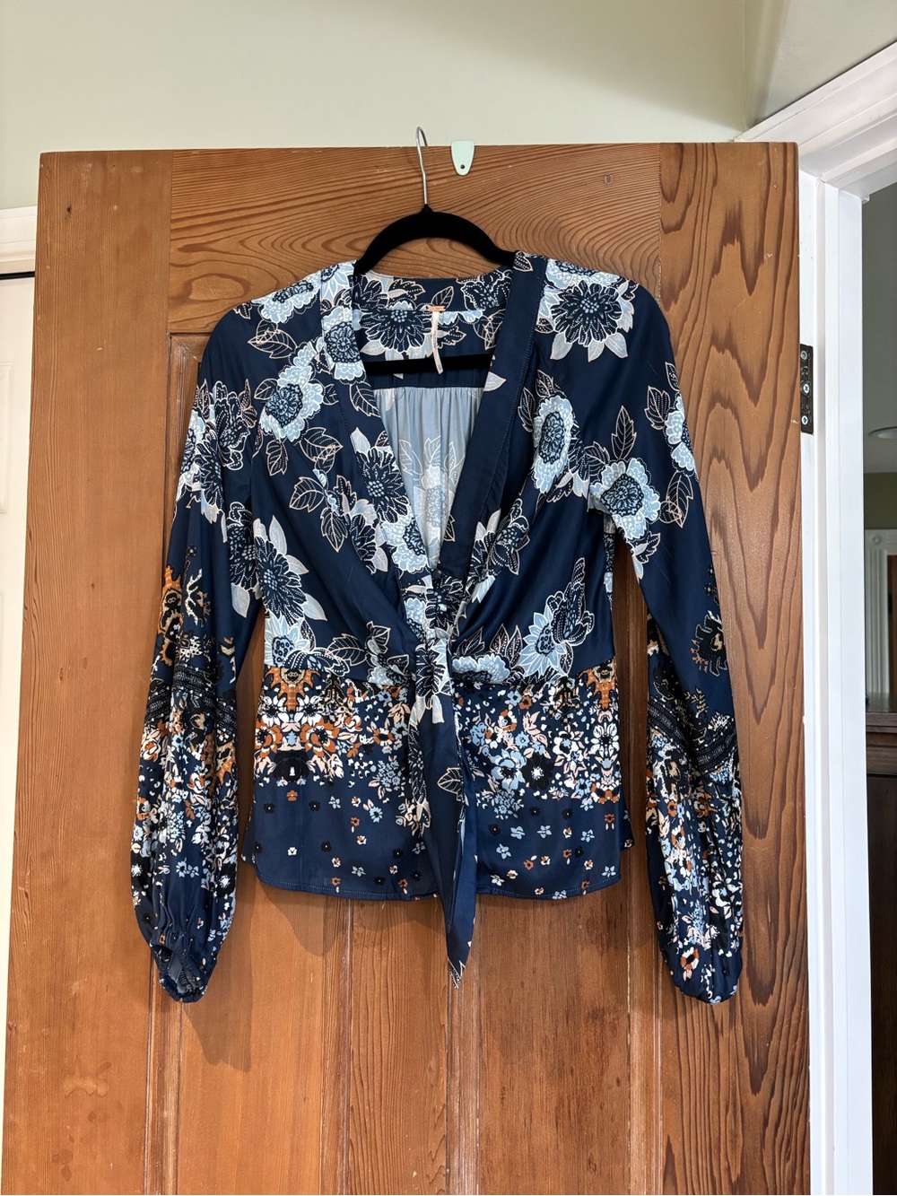Free People Navy Floral Tie-Front Blouse with Rust Accents Size XS